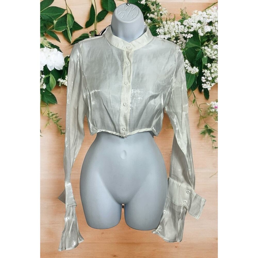 Fashion Nova Kaelie Satin Crop Top Off White Sz Small Long Bell Sleeve New - Picture 2 of 14